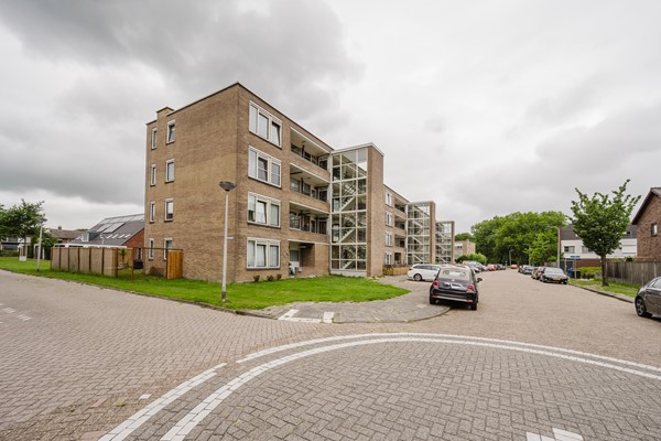 Medium property photo - Rembrandtstraat 127C, 3202 EN Spijkenisse